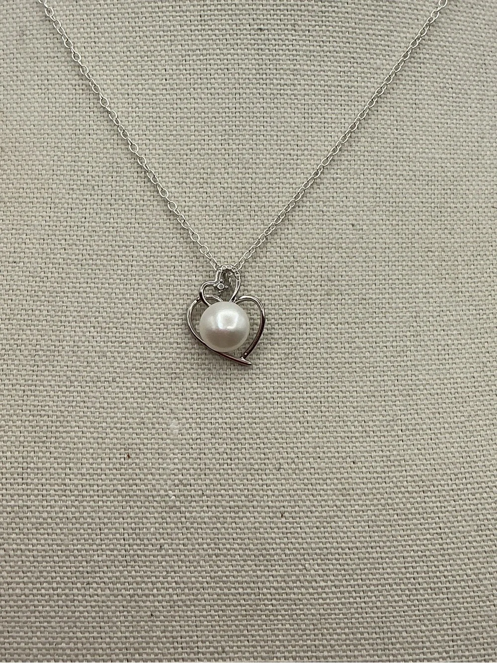 Classic White Pearl Heart Pendant Necklace - Women Jewelry